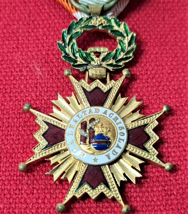 WW1 WW2 ERA SPAIN ORDER OF ISABELLA THE CATHOLIC MEDAL KNIGHT GRADE