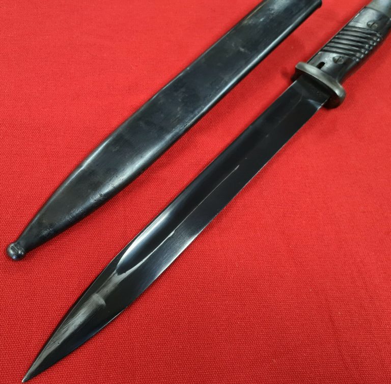 WW2 GERMAN ARMY K98 MAUSER BAYONET & SCABBARD MATCHING BERG & CO 1939 - Image 9