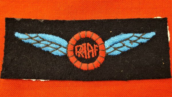 WW2 ROYAL AUSTRALIAN AIR FORCE AIR SPORTS GEAR UNIFORM WING BADGE