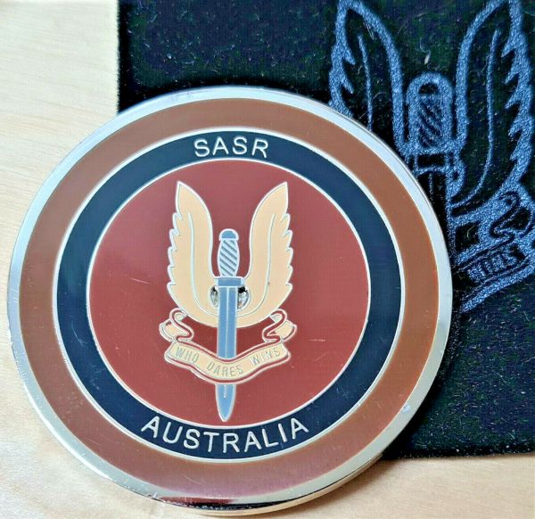 AUSTRALIAN ARMY SPECIAL AIR SERVICE REGIMENT SASR CHALLENGE COIN MEDAL & BAG