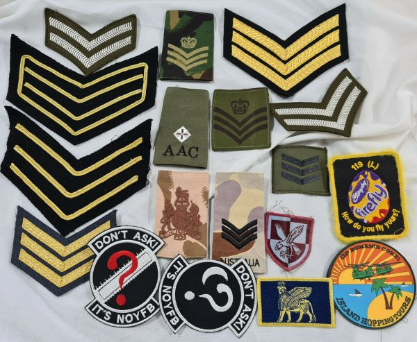 BRITISH ARMY 2000'S ERA UNIFORM PATCH & BADGE INSIGNIA LOT