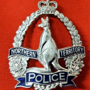 OBSOLETE NORTHERN TERRITORY AUSTRALIA POLICE UNIFORM CAP BADGE 1980'S ERA LUKE