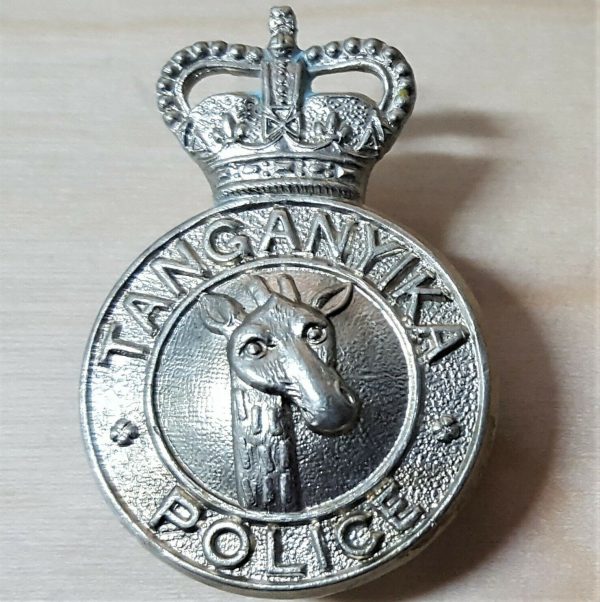 POST WW2 ERA OBSOLETE TANGANYIKA POLICE FORCE UNIFORM CAP BADGE 1950'S