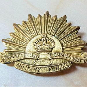 WW1 AUSTRALIAN ARMY SWEET HEART RISING SUN BADGE