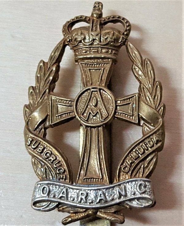 +WW2 BRITISH UNIFORM CAP BADGE QUEEN ALEXANDRA'S ROYAL ARMY NURSING CORPS