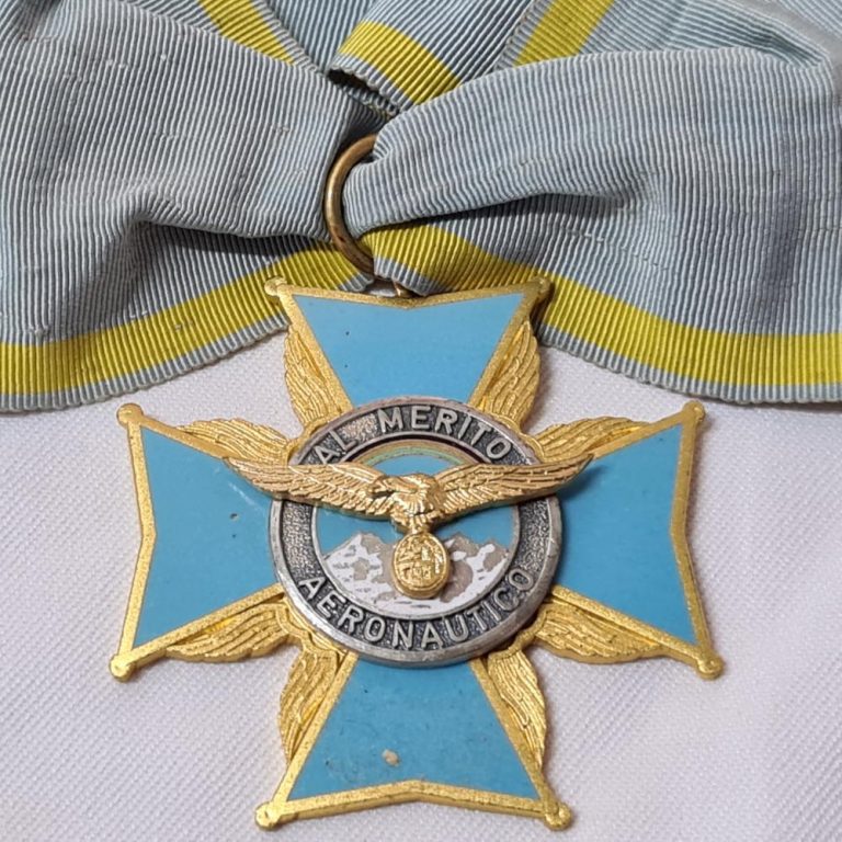 Bolivia, Republic, Order of Aeronautical Merit, Commander's Badge medal - Image 2