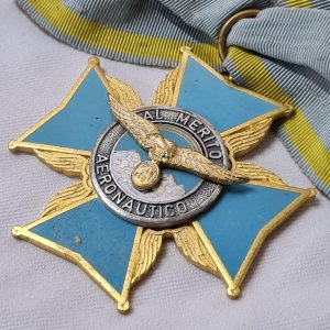 Bolivia, Republic, Order of Aeronautical Merit, Commander's Badge medal