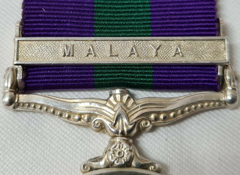 POST WW2 GENERAL SERVICE MEDAL MALAYA PTE BENNETT 1ST BATTALION LOYAL REGIMENT - Image 3