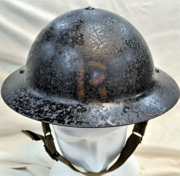 BOMB RESCUE TEAM VINTAGE & RARE WW2 AUSTRALIAN UNIFORM STEEL HELMET MK III