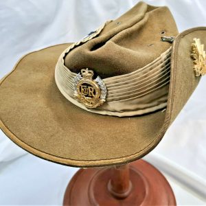 FEDERATION STAR BADGE 1978 ROYAL AUSTRALIAN ENGINEERS UNIFORM SLOUCH HAT AKUBRA