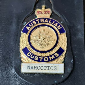 OBSOLETE AUSTRALIAN CUSTOMS NARCOTICS UNIFORM POCKET ID BADGE WALLET