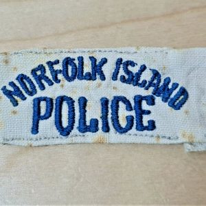 POST WW2 ERA OBSOLETE AUSTRALIAN NORFOLK ISLAND POLICE FORCE UNIFORM PATCH 2