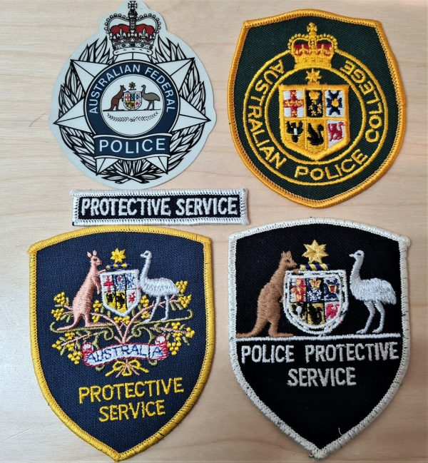 POST WW2 ERA OBSOLETE AUSTRALIAN POLICE FORCE UNIFORM PATCHES