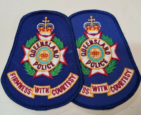 POST WW2 ERA OBSOLETE AUSTRALIAN QUEENSLAND POLICE FORCE UNIFORM PATCHES lot 2