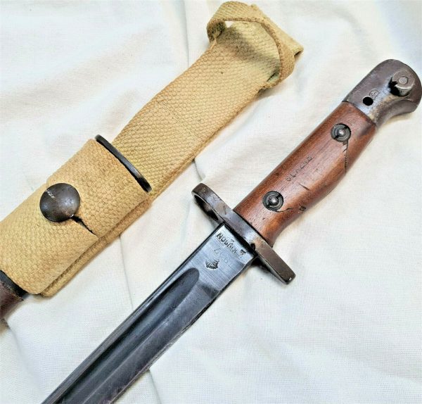 RARE WW1 & WW2 AUSTRALIAN ISSUED WILKINSON 303 RIFLE BAYONET SCABBARD SWORD ARMY