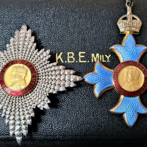 VINTAGE & RARE KBE ORDER OF THE BRITISH EMPIRE CASED MEDAL & BADGE SET 1963 Air Marshal Sir E.M.F. Grundy, Royal Air Force