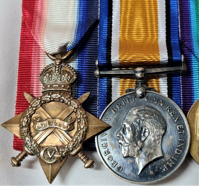 WW1 ROYAL FLYING CORPS, SOUTH WALES BORDERERS MEDALS: HANNAY FRANCE & SALONIKA WW2 HOME GUARD - Image 2