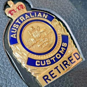 OBSOLETE AUSTRALIAN CUSTOMS RETIRED UNIFORM POCKET ID BADGE WALLET