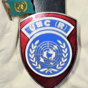 UNITED NATIONS COMMAND (REAR) UNIFORM BADGE & LAPEL POST WW2