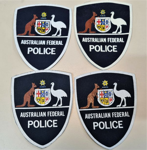 POST WW2 ERA OBSOLETE AUSTRALIAN FEDERAL POLICE FORCE UNIFORM PATCHES lot 12