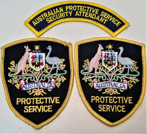 POST WW2 ERA OBSOLETE AUSTRALIAN PROTECTIVE SERVICES UNIFORM PATCHES LOT 1