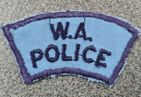 POST WW2 ERA OBSOLETE WESTERN AUSTRALIAN POLICE FORCE UNIFORM PATCH lot 14