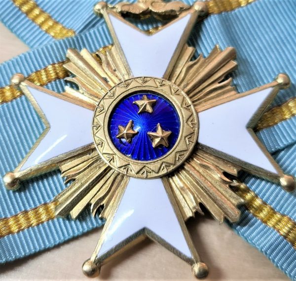 RARE REPUBLIC OF LATVIA NECK ORDER OF THE 3 STARS MEDAL COMMANDER GRADE