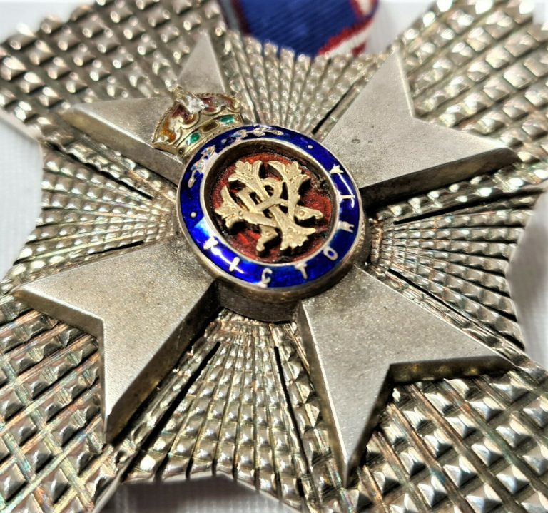 RARE WW1 WW2 BRITISH ROYAL VICTORIAN ORDER NECK BADGE & STAR #1153 MEDAL KCVO - Image 3