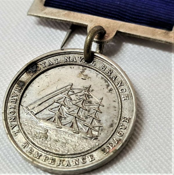 *VINTAGE & RARE 1868 PRE WW1 BRITISH ROYAL NAVY TEMPERANCE SOCIETY VICTORY MEDAL