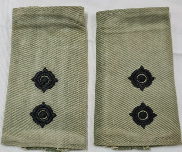 VINTAGE RHODESIAN ARMY LIEUTENANT'S OFFICER UNIFORM RANK SLEEVES