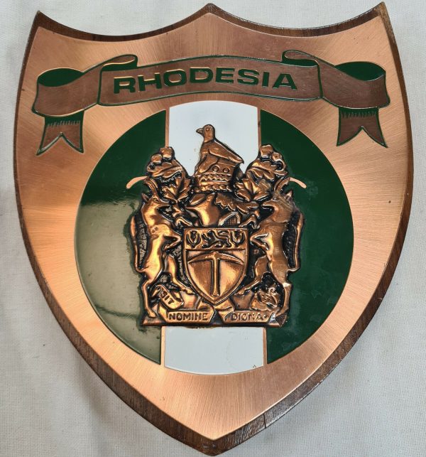 VINTAGE RHODESIAN DEFENCE FORCE WOODEN WALL PLAQUE