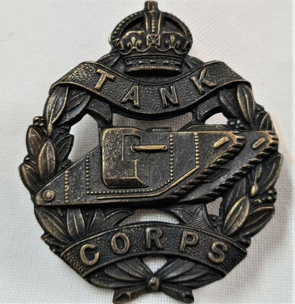 WW1 BRITISH ARMY TANK CORPS UNIFORM CAP BADGE