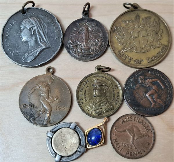 WW1 & WW2 ERA AUSTRALIAN HISTORICAL MEDALS & COIN QUEEN JUBILEE