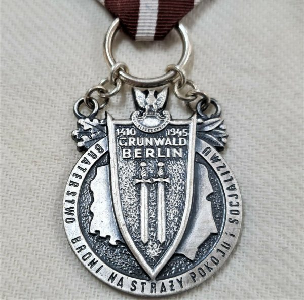 POLAND DECORATION OF THE BROTHERHOOD OF ARMS MEDAL