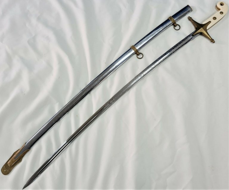 POST WW2 NAMED US MARINE CORPS MAMELUKE OFFICER'S SWORD & SCABBARD BY HAMBURGER - Image 2