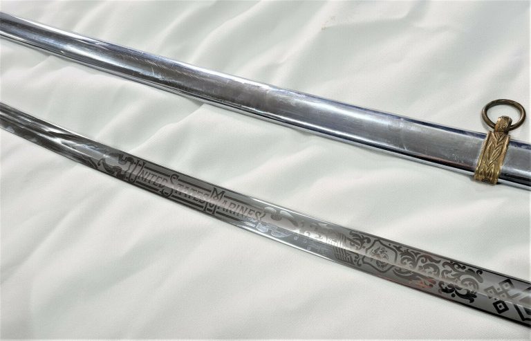 POST WW2 NAMED US MARINE CORPS MAMELUKE OFFICER'S SWORD & SCABBARD BY HAMBURGER - Image 10