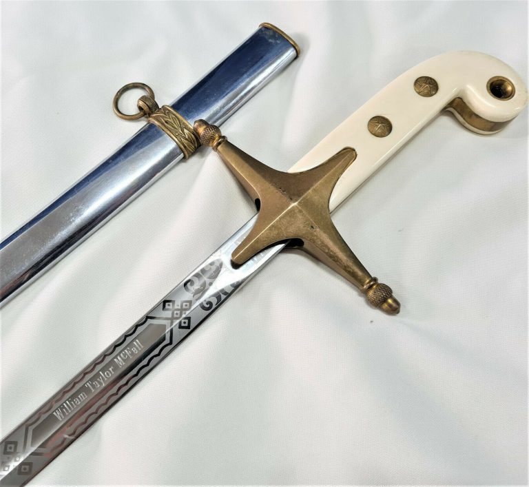 POST WW2 NAMED US MARINE CORPS MAMELUKE OFFICER'S SWORD & SCABBARD BY HAMBURGER - Image 7