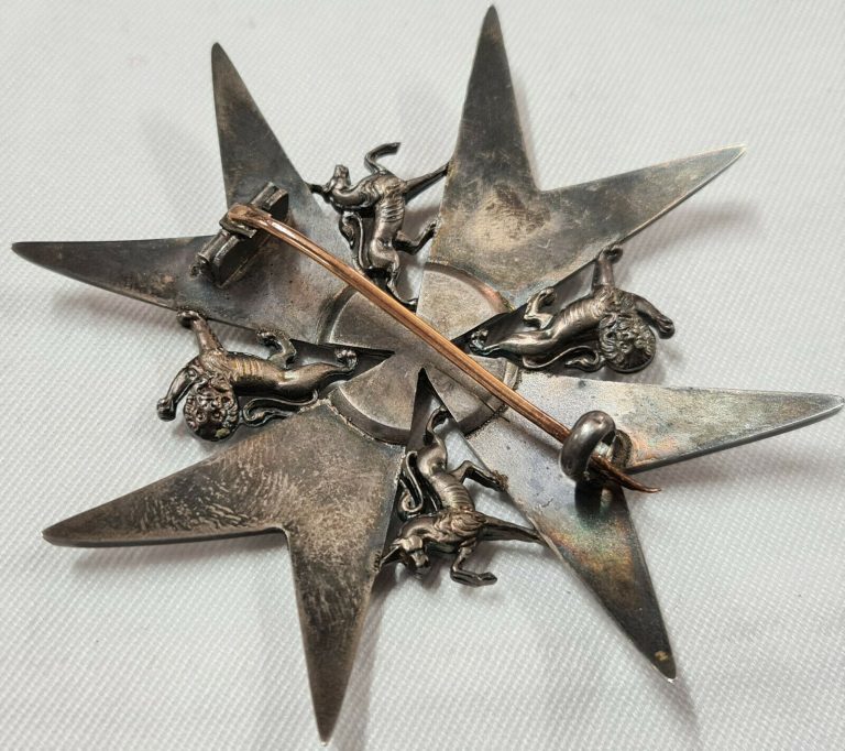 RARE WW1 WW2 BRITISH ORDER ST JOHN JERUSALEM NECK BADGE STAR MEDAL KNIGHT GRACE - Image 9