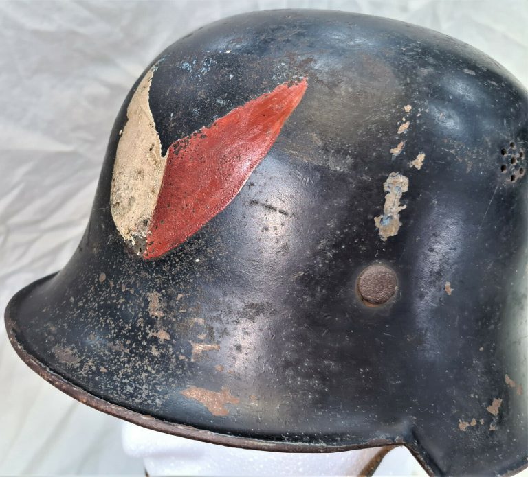 RARE WW2 CZECHOSLOVAKIAN RESISTANCE USED GERMAN M32 STEEL UNIFORM HELMET - Image 2