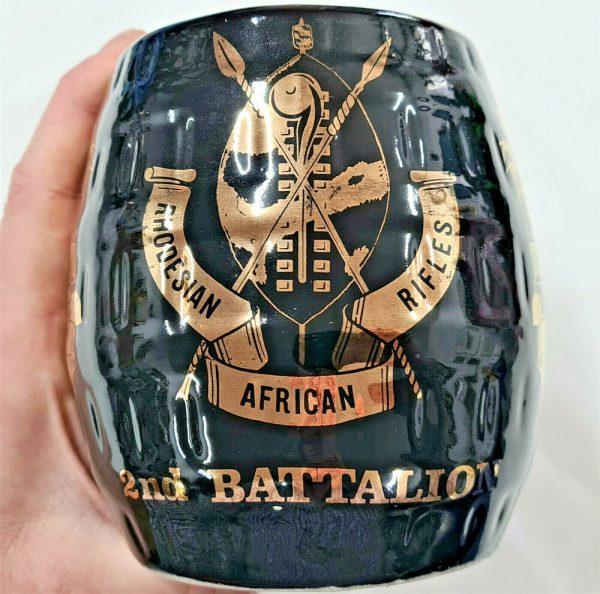 VINTAGE 2ND BATTALION RHODESIAN AFRICAN RIFLES ARMY COFFEE OR BEER MUG