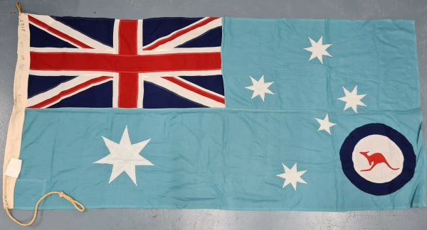 POST WW2 ROYAL AUSTRALIAN AIR FORCE BASE RAAF ENSIGN FLAG