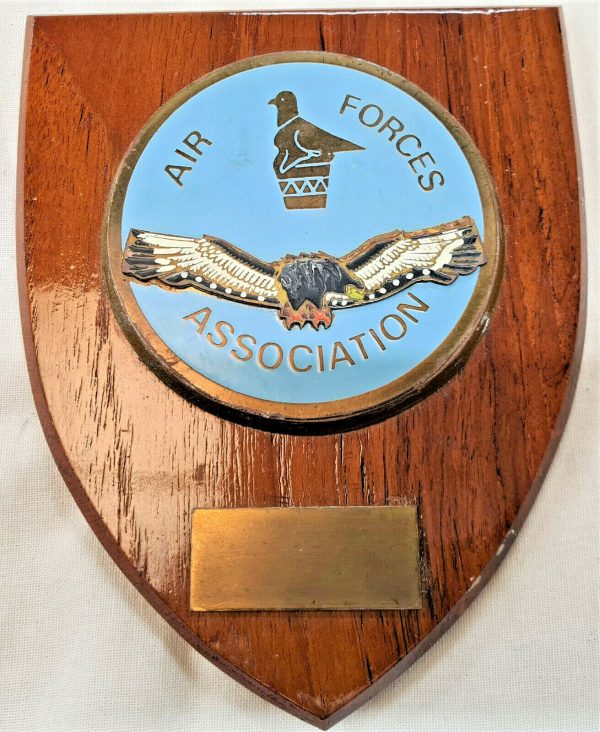 VINTAGE RHODESIAN AIR FORCE ASSOCIATION WOODEN WALL PLAQUE