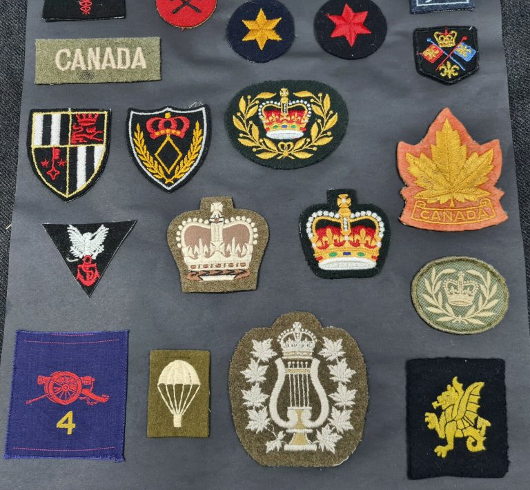 1980's ERA CANADA ARMY PARACHUTE & AIR FORCE PATCHES BREVET INSIGNIA LOT 2 - Image 3