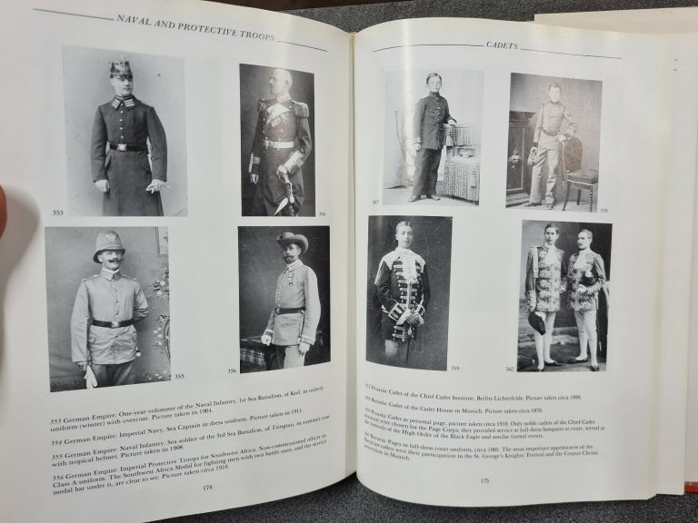 BOOK: STUDY OF GERMAN HELMETS & UNIFORMS 1729-1918 JAN KUBE1ST EDITION MILITARIA - Image 9