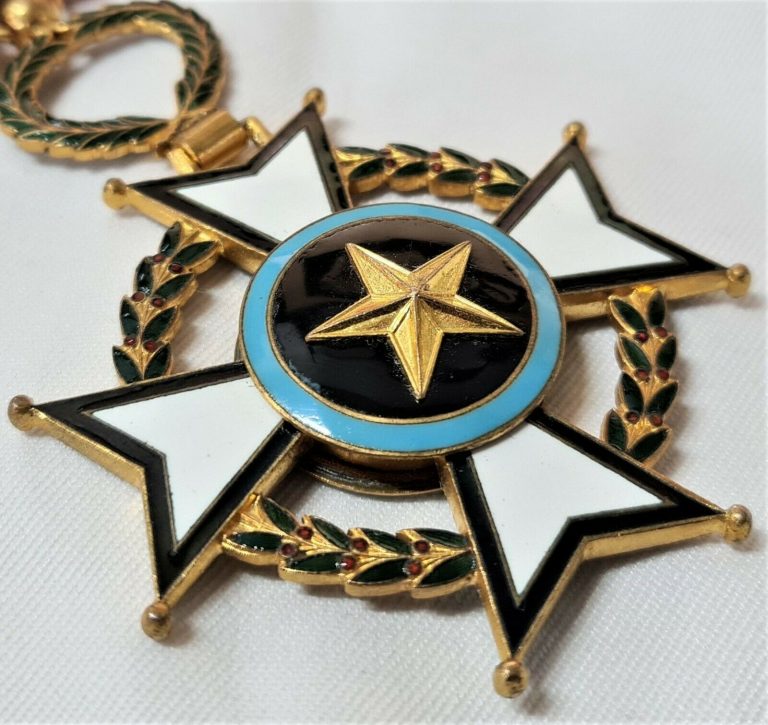 Central African Republic: Order of Merit Commander's Neck Badge by Arthus Bertrand - Image 4