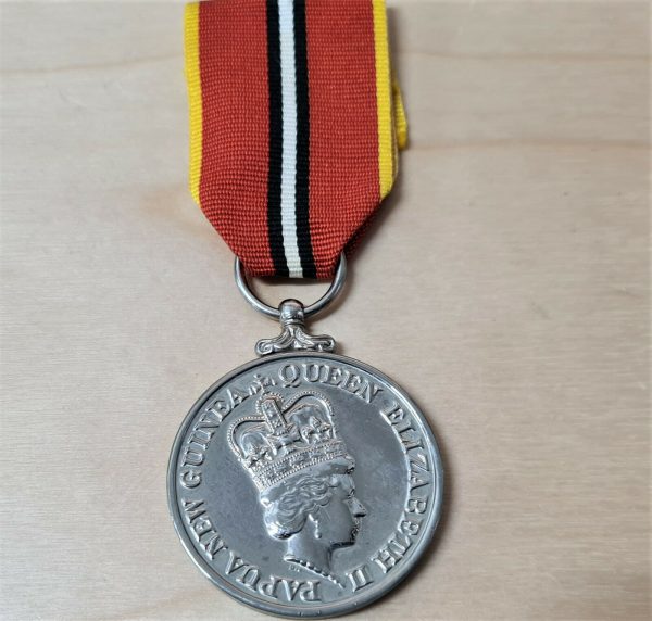 SCARCE PAPUA NEW GUINEA 10 YEAR ANNIVERSARY OF INDEPENDENCE MEDAL 1985