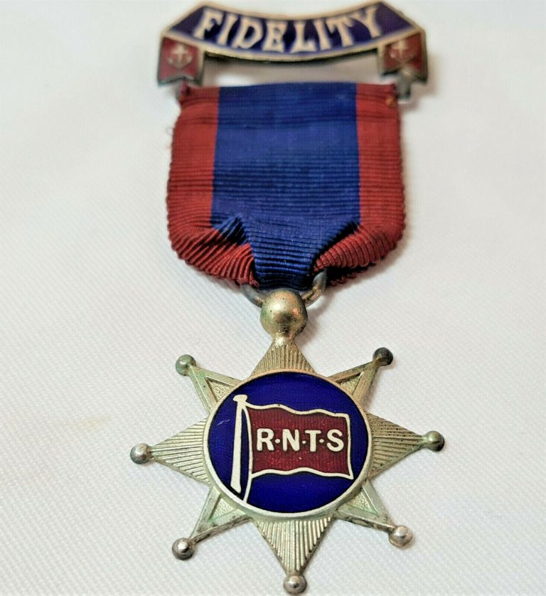 VINTAGE & RAREBRITISH WW1 ERA BRITISH ROYAL NAVY TEMPERANCE SOCIETY FIDELITY MEDAL - Image 2