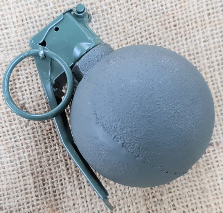 REPLICA M67 US AUSTRALIAN ARMY TOY 'BALL' GRENADE COSPLAY - Image 2