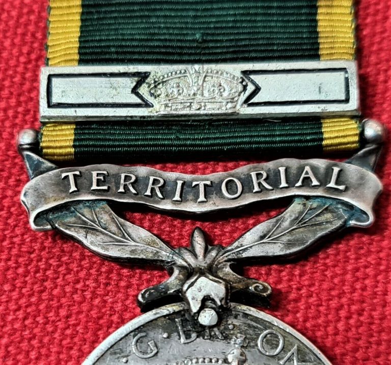 BRITISH TERRITORIAL EFFICIENCY MEDAL & CLASP GUNNER A.E.CHAMBERS ROYAL ARTILLERY - Image 3