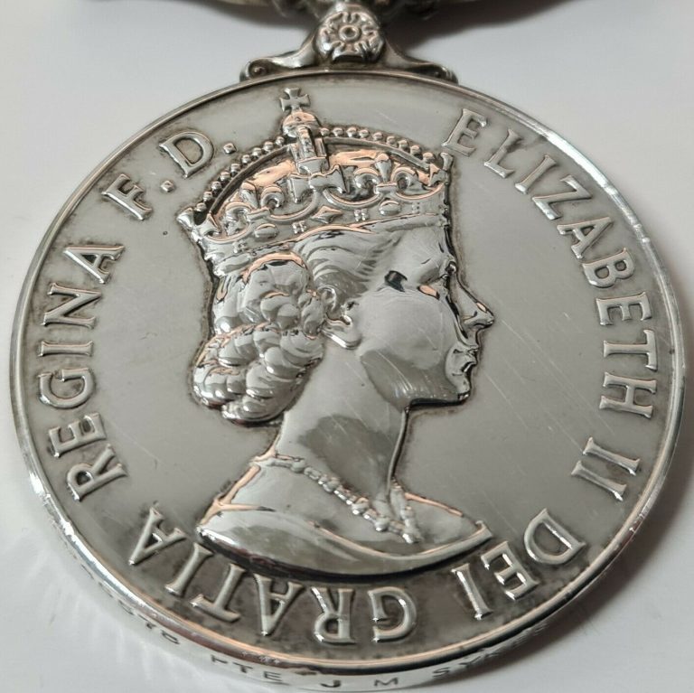 DUKE WELLINGTON'S REGT POST WW2 BRITISH GENERAL SERVICE MEDAL NORTHERN IRELAND - Image 3